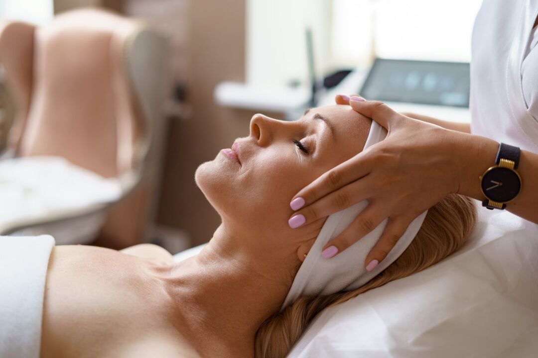 facial rejuvenating massage